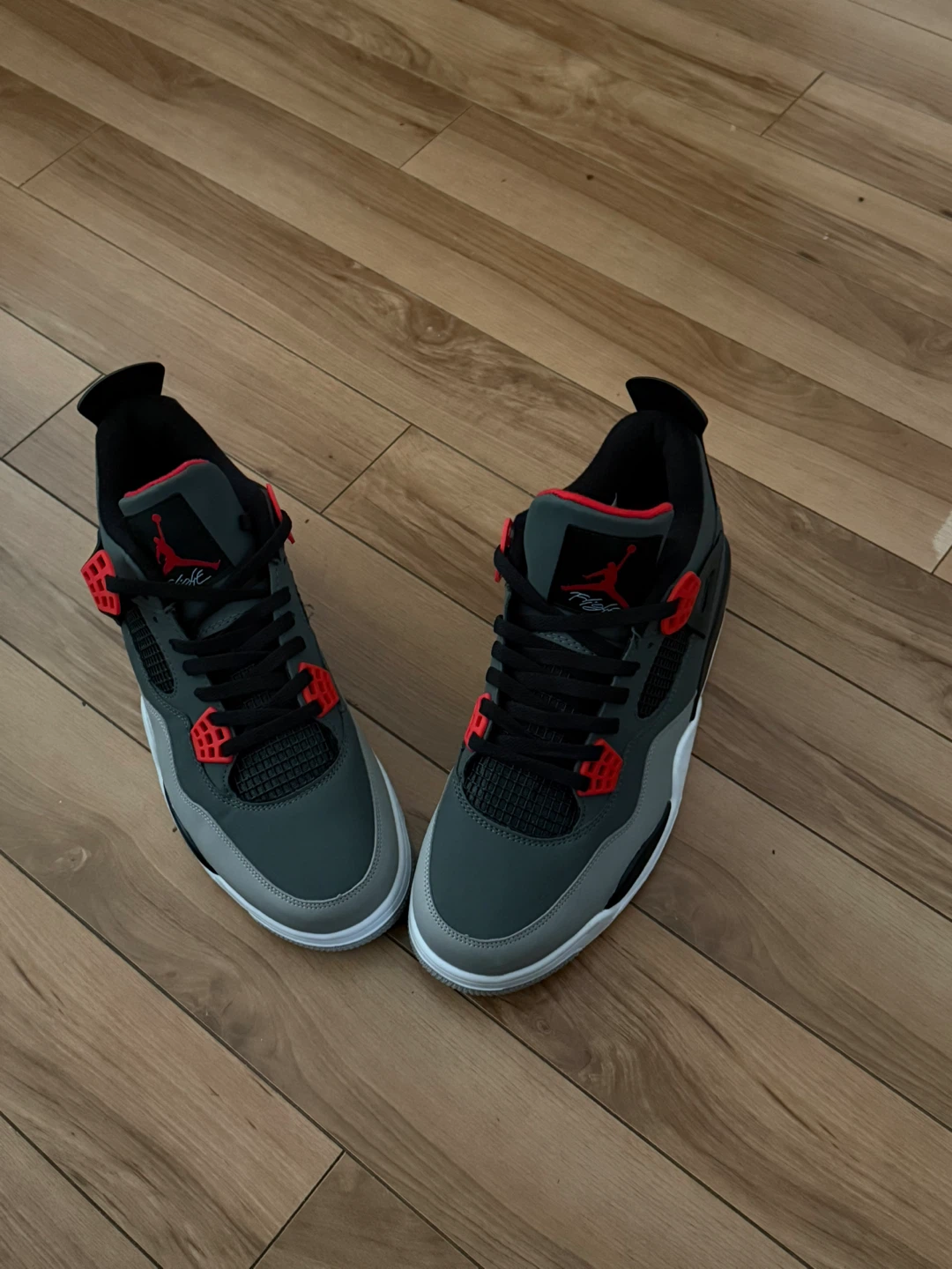 Air Jordan 4 Retro