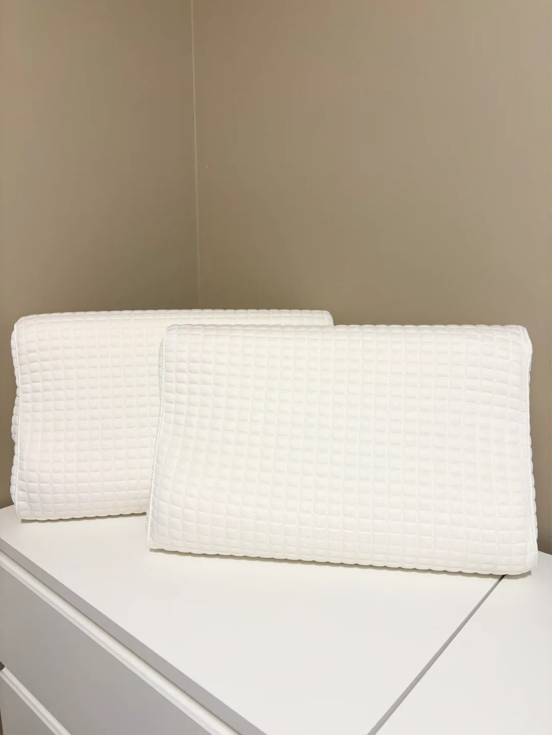 [Like New] IKEA ROSENSKÄRM Ergonomic Pillows - 2 Pack - photo 2