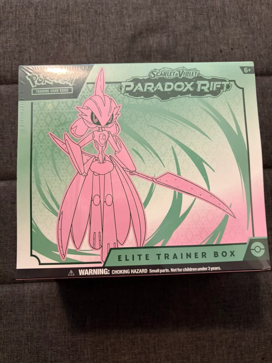 Pokémon Scarlet & Violet Paradox Rift Elite Trainer Box