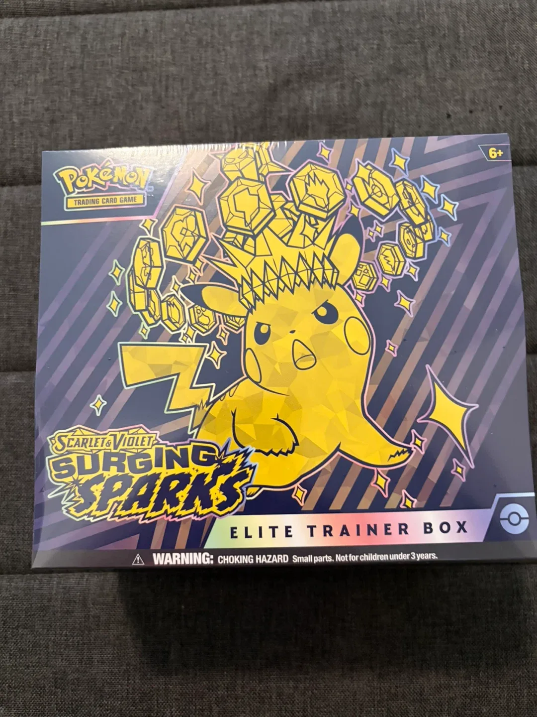 Pokémon Scarlet & Violet - Surging Sparks Elite Trainer Box