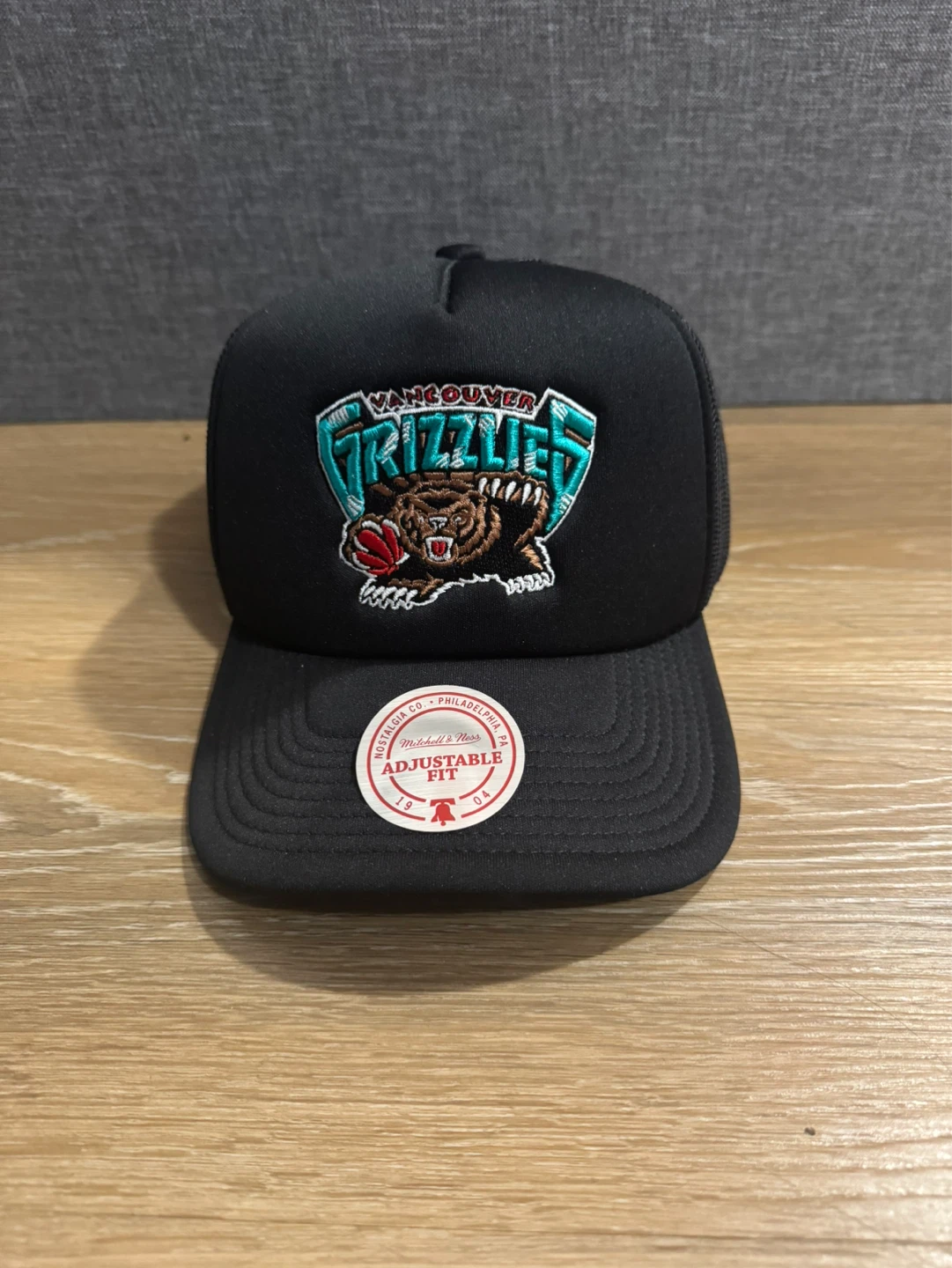 Mitchell and Ness Vancouver Grizzlies SnapBack Hat