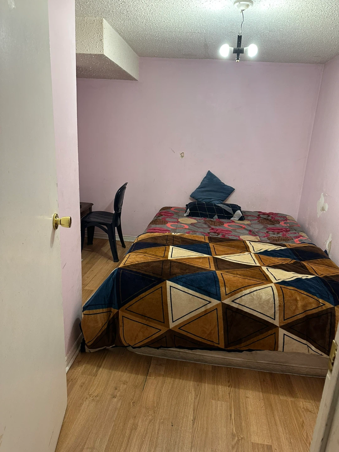 Furnished Basement for Rent - photo 4