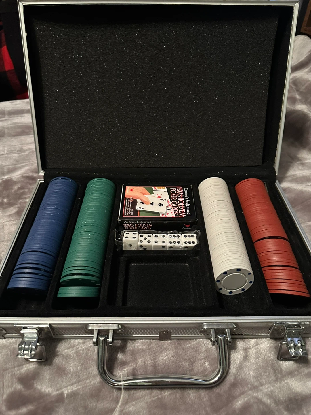 Poker Chip Set with Case