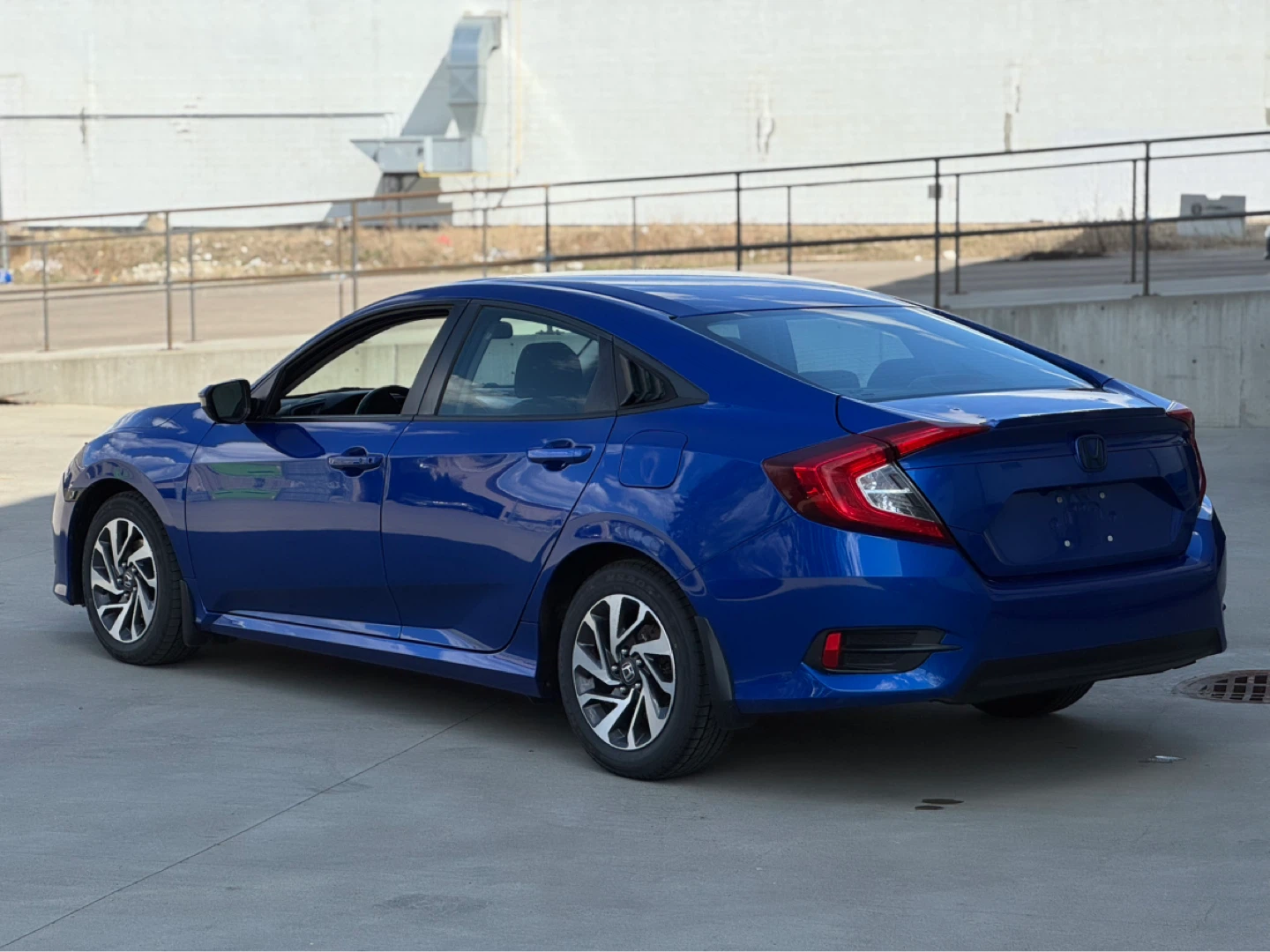 2018 HONDA CIVIC LX - photo 2