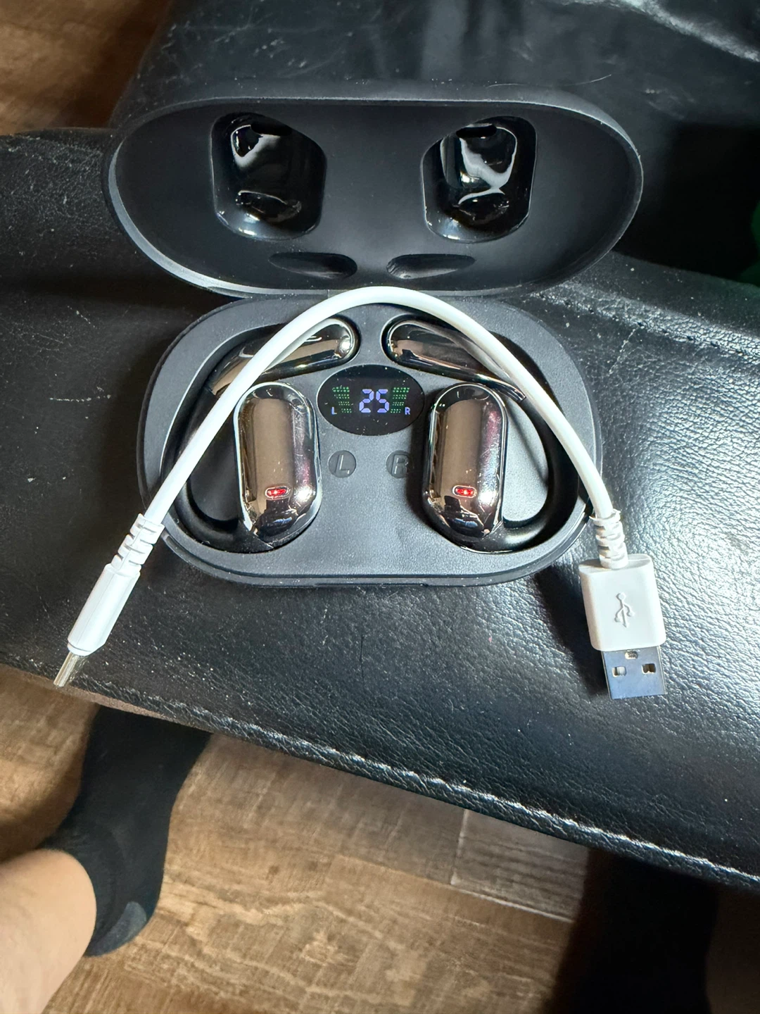 Wireless Earbuds with Charging Case