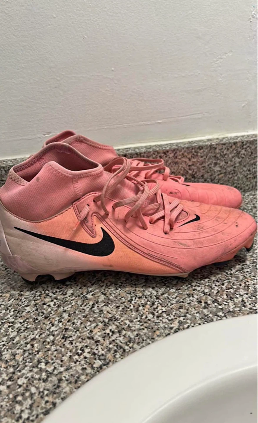Nike Pink Soccer Cleats - Size 9 - photo 2