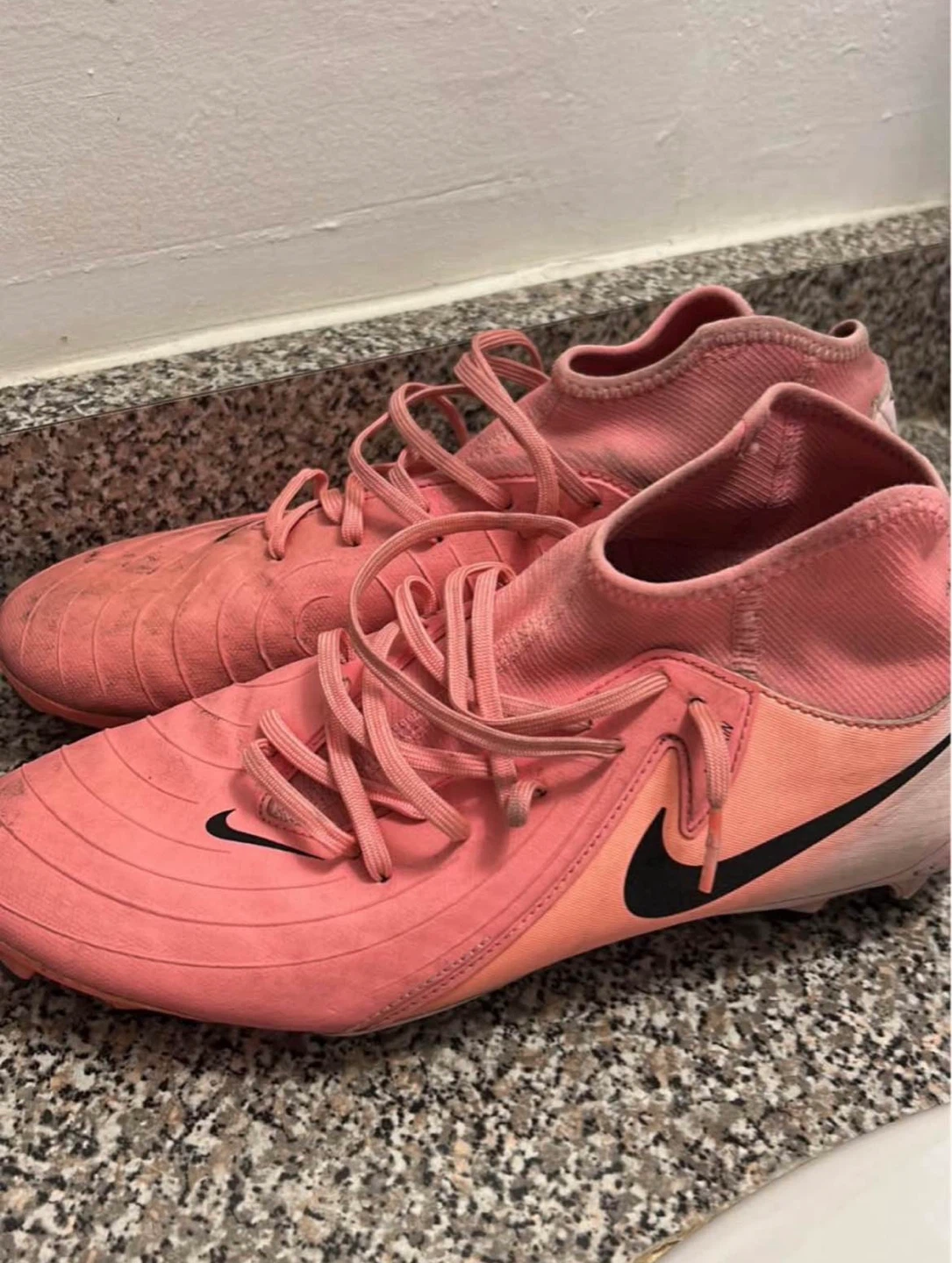 Nike Pink Soccer Cleats - Size 9