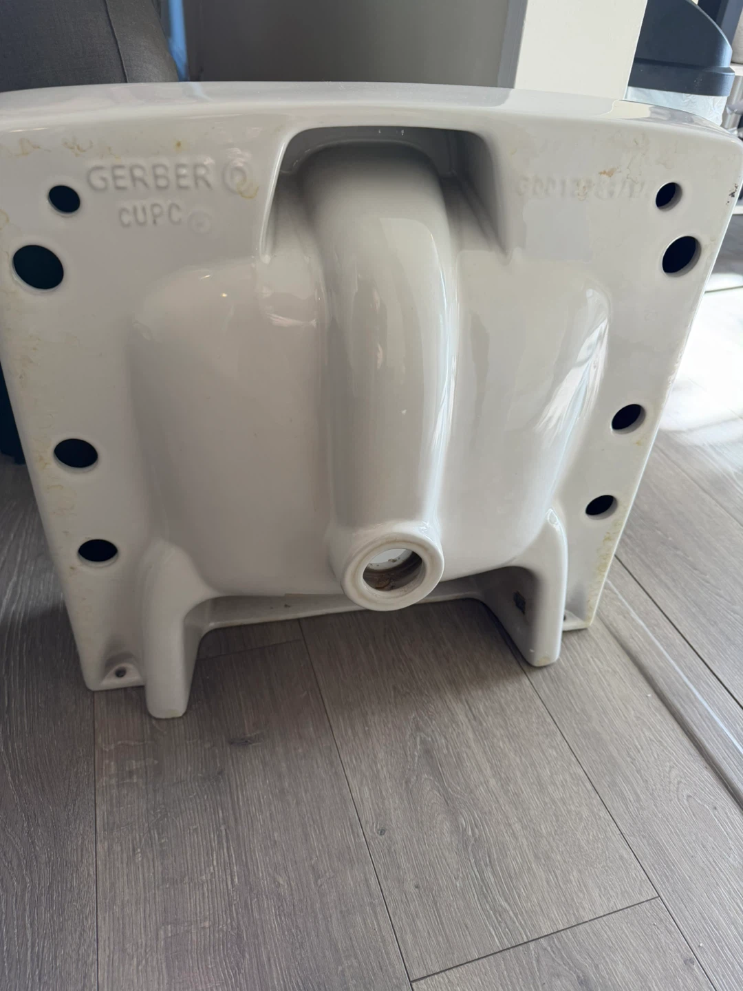 Gerber White Ceramic Sink - photo 2