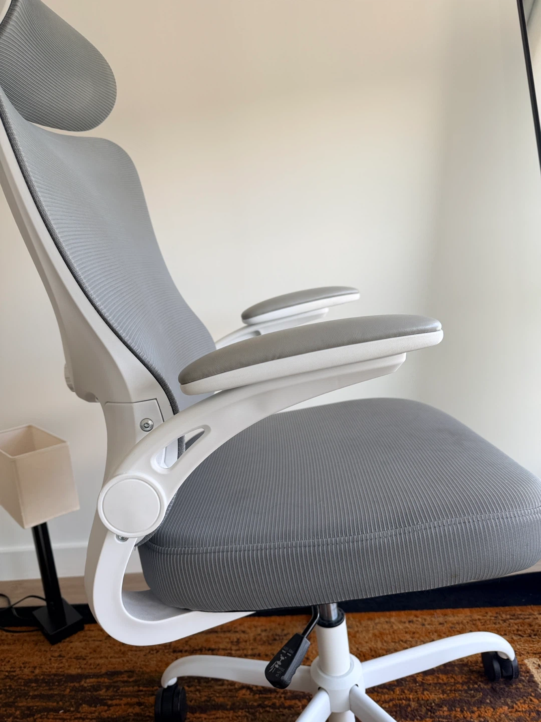 Ergonomic Office Chair - Gray Mesh - photo 2