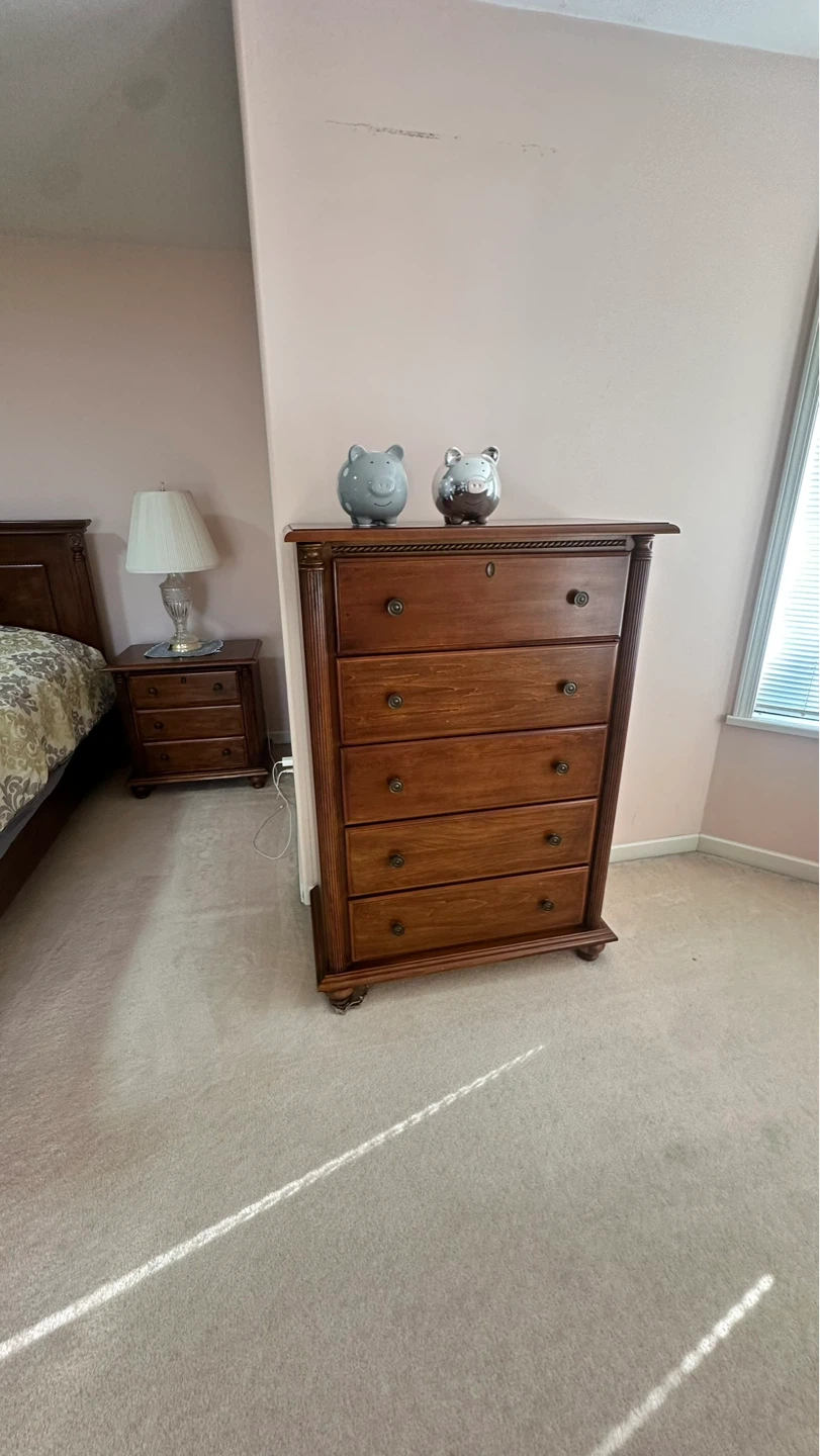 Wooden Chest of Drawers