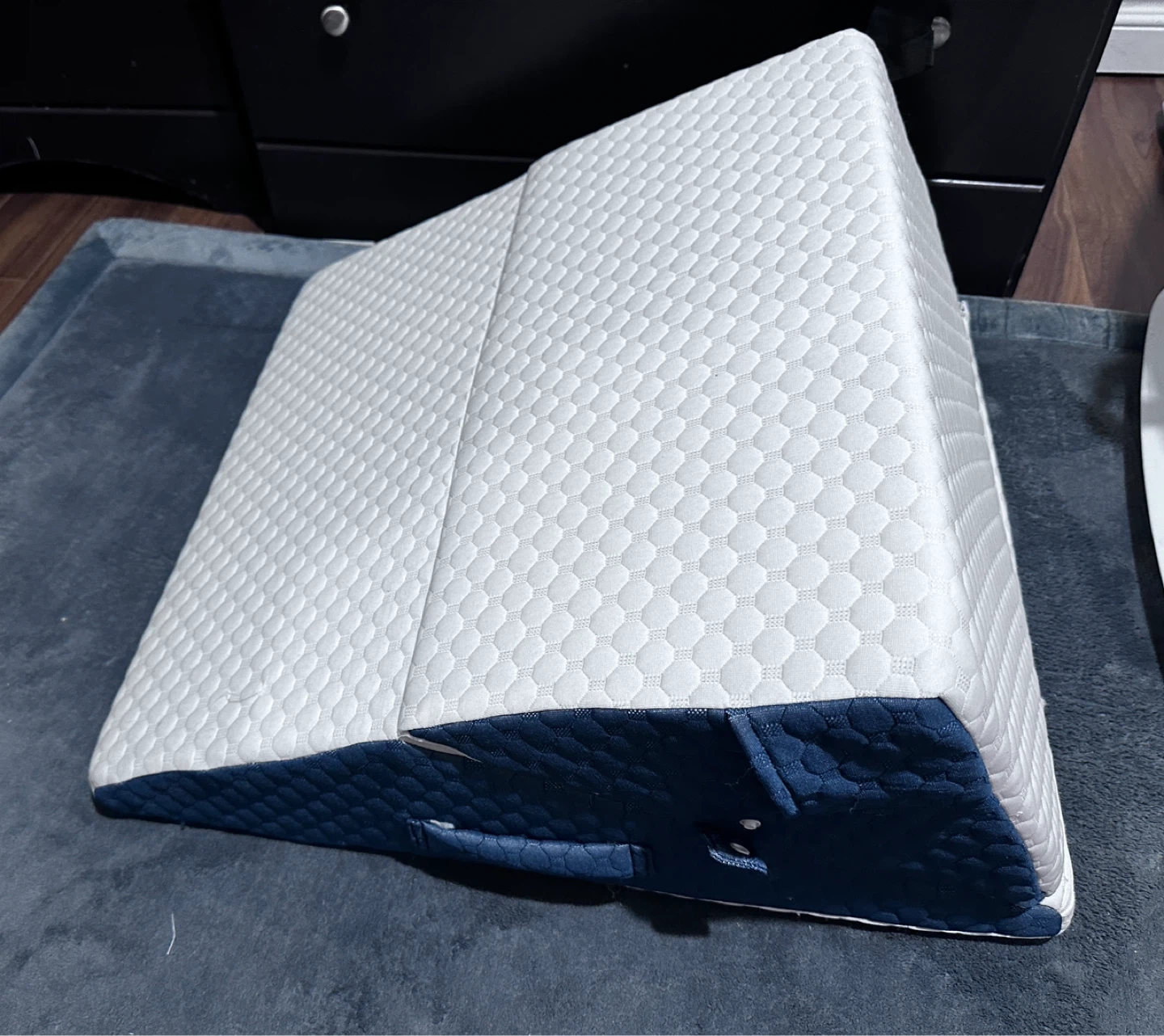 Bed Wedge Pillow - White/Blue - photo 2