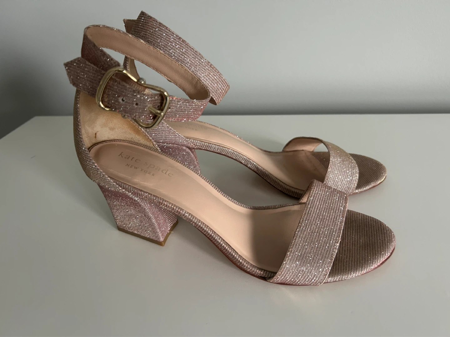 Kate Spade Sparkly Rose Gold Heels Size 7.5 - photo 2