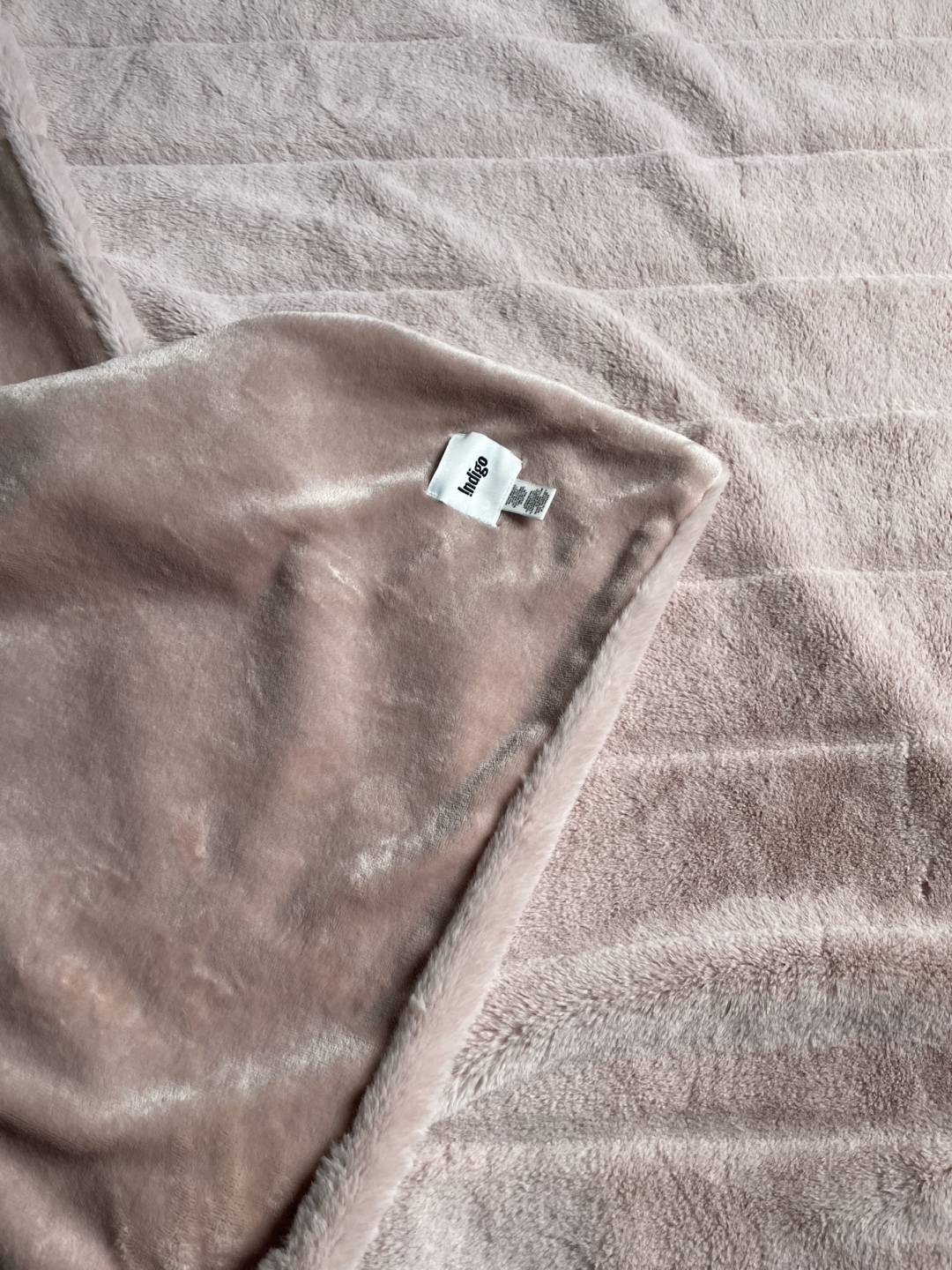 Indigo Plush Throw Blanket - Pink - photo 5