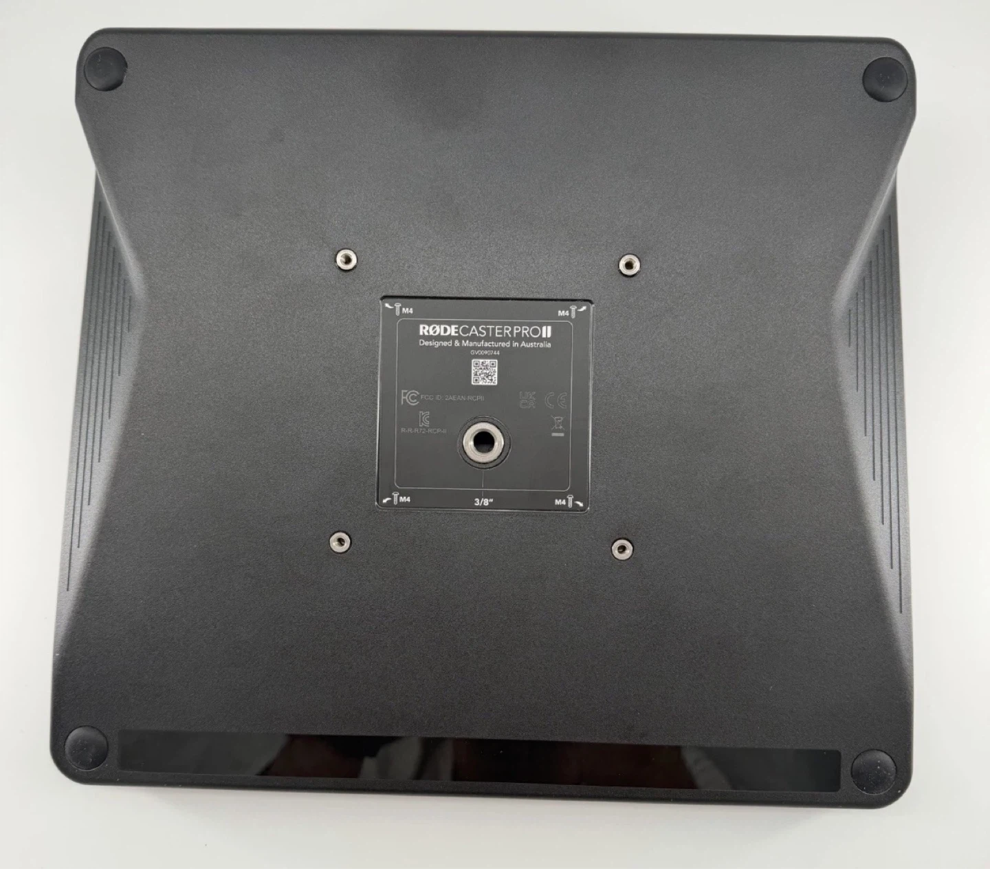 RØDE RODECaster Pro II Integrated Audio Production Studio - photo 4