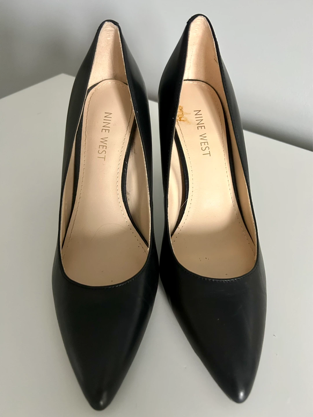 Nine West Black Leather Pointed Toe Heels - Size 7.5M - photo 2