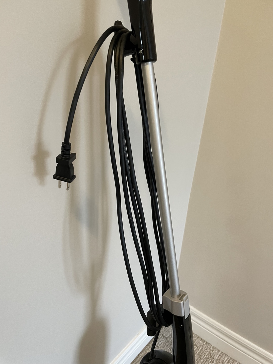 Bissell Magic Vac Stick Vacuum - photo 4