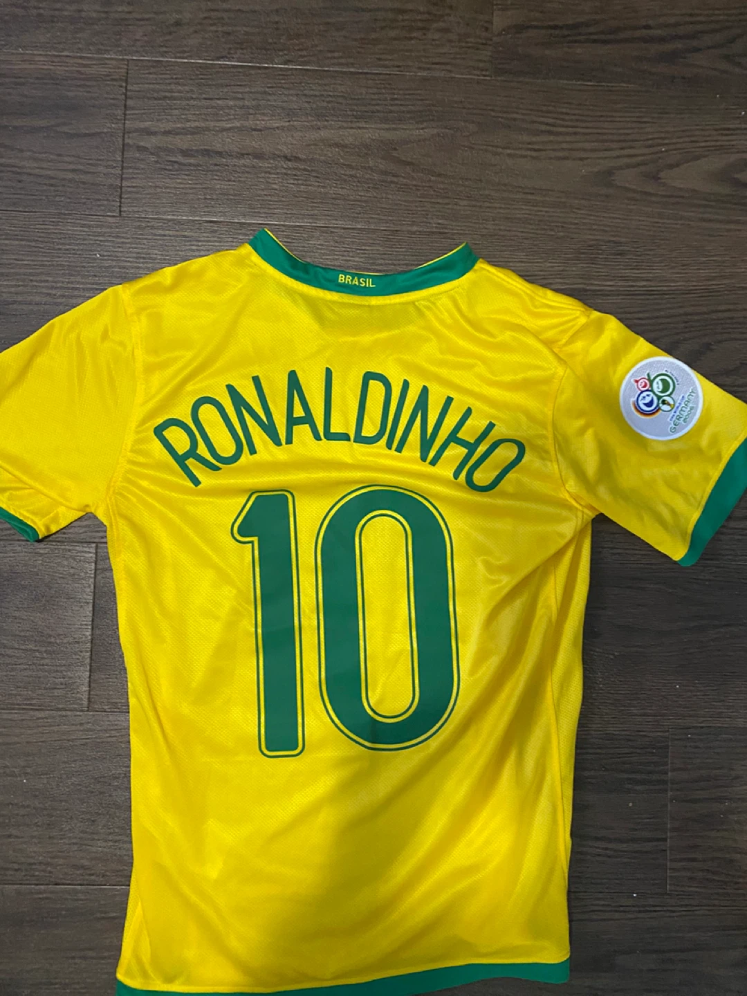 Nike Brazil National Football Team Ronaldinho #10 Jersey Size S - photo 2