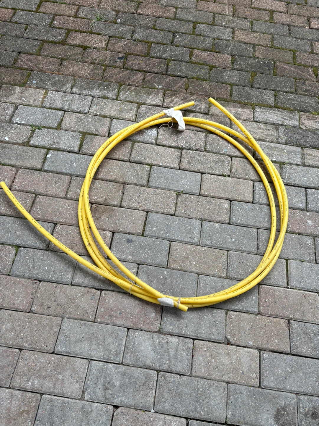 Bundle of 3 Water Hoses - Red, Blue, Yellow - photo 3