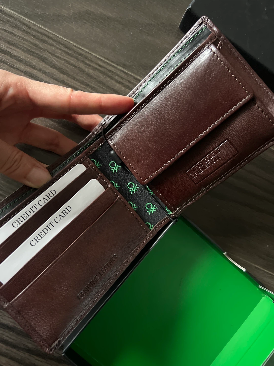 United Colors of Benetton Brown Leather RFID Wallet - photo 2