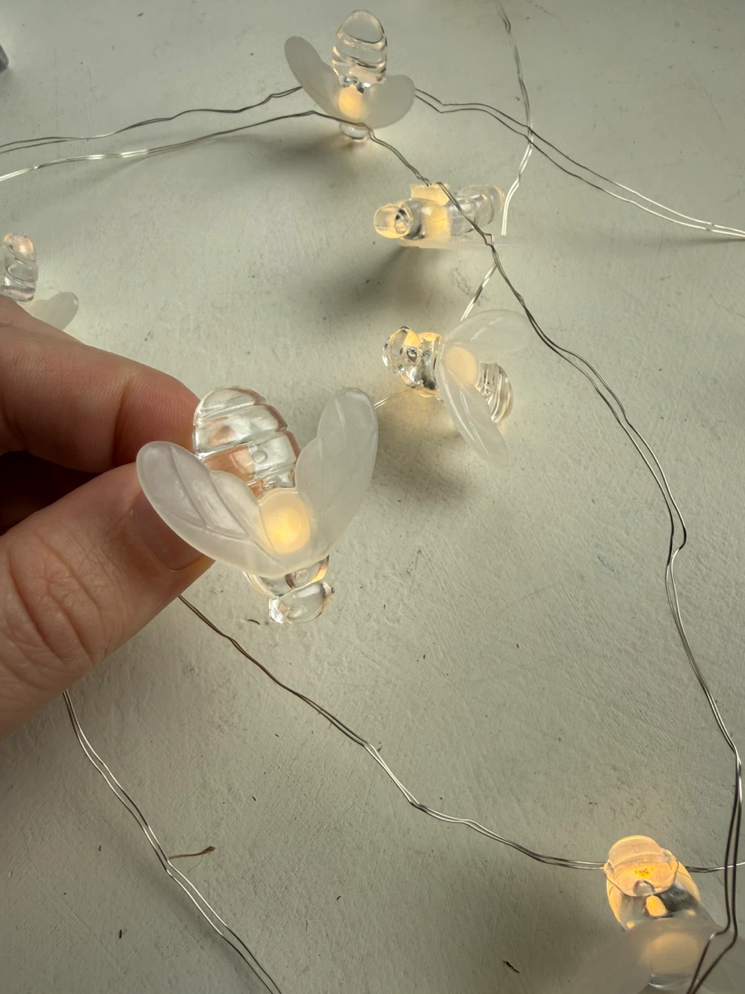 Bees lights garland