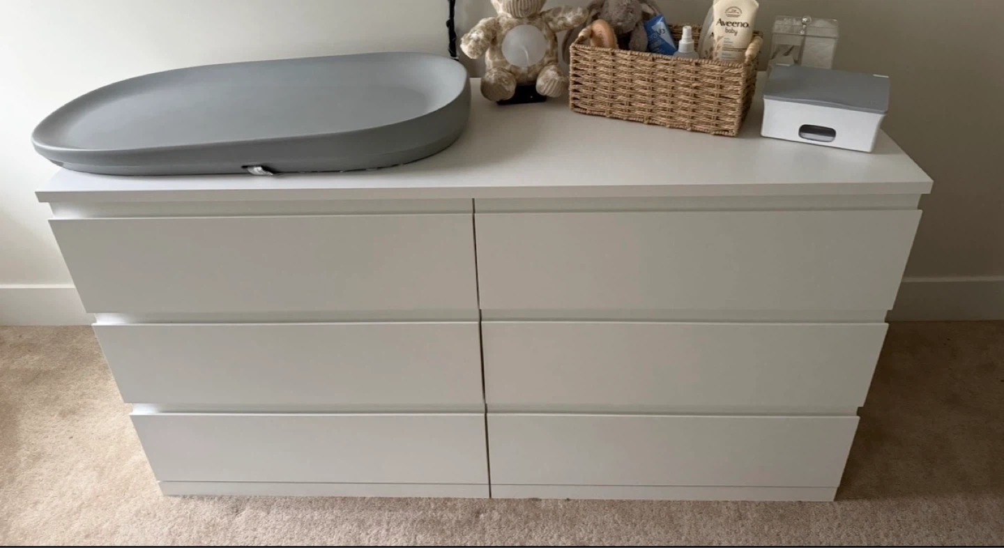 IKEA STORKLINTA 6-drawer dresser plus 2x bedside tables - photo 3