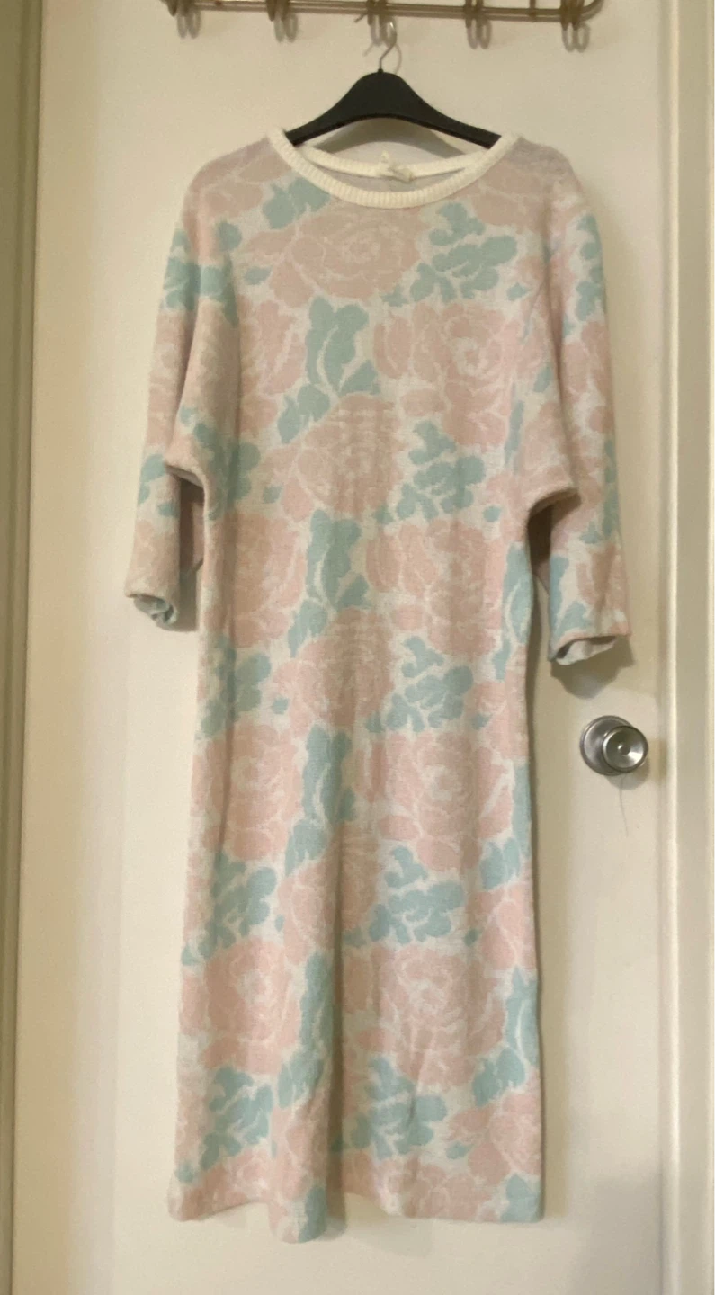 Vintage knit dress