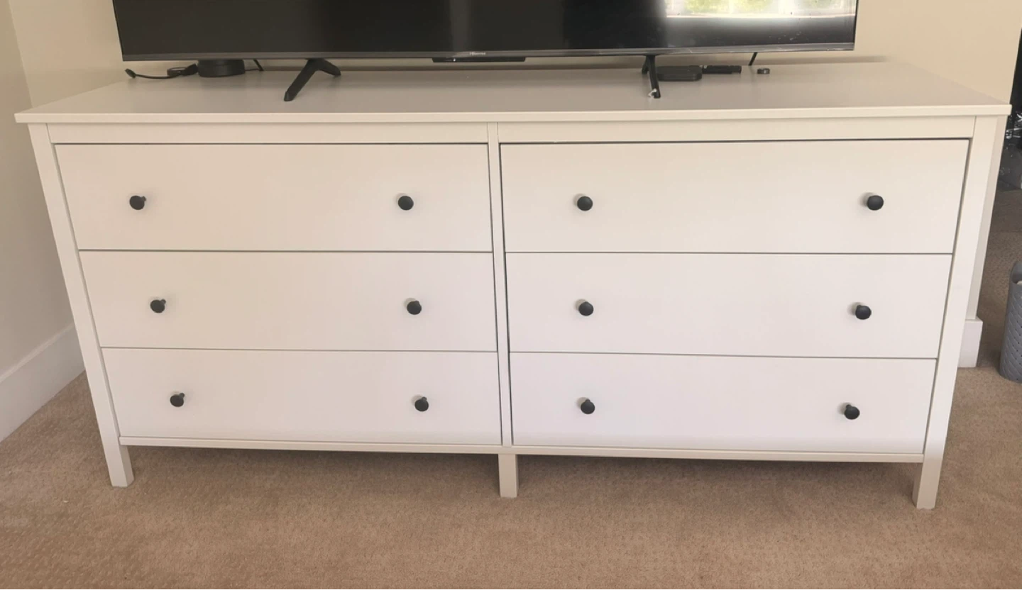 White 6-Drawer Dresser