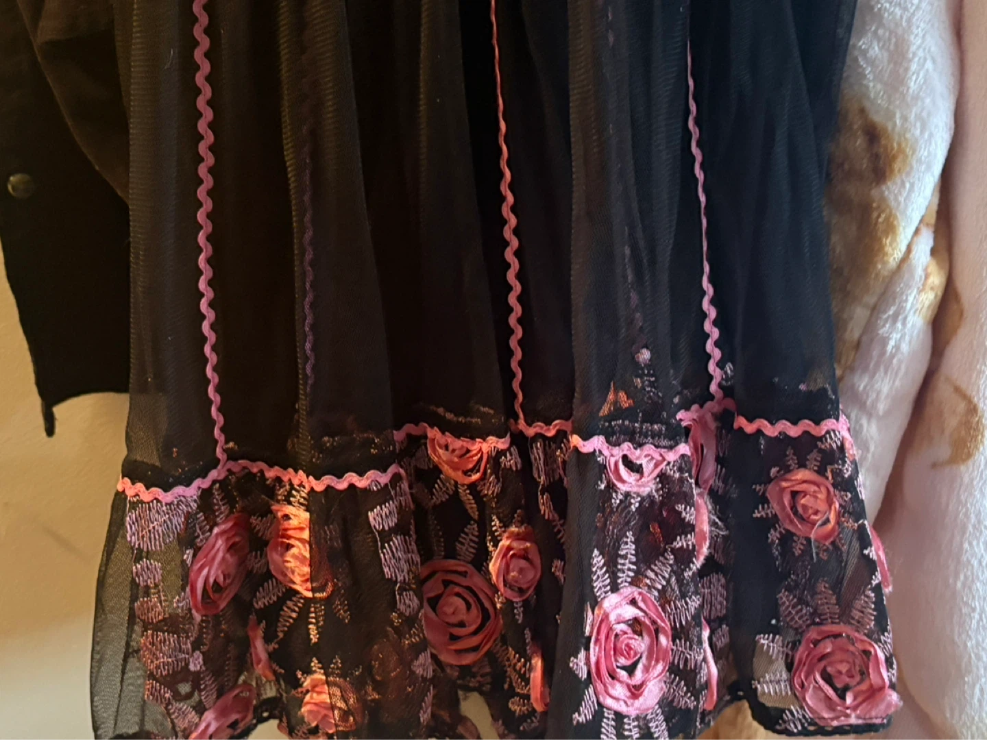 Black Tulle Dress with Pink Embroidery and Roses - photo 3
