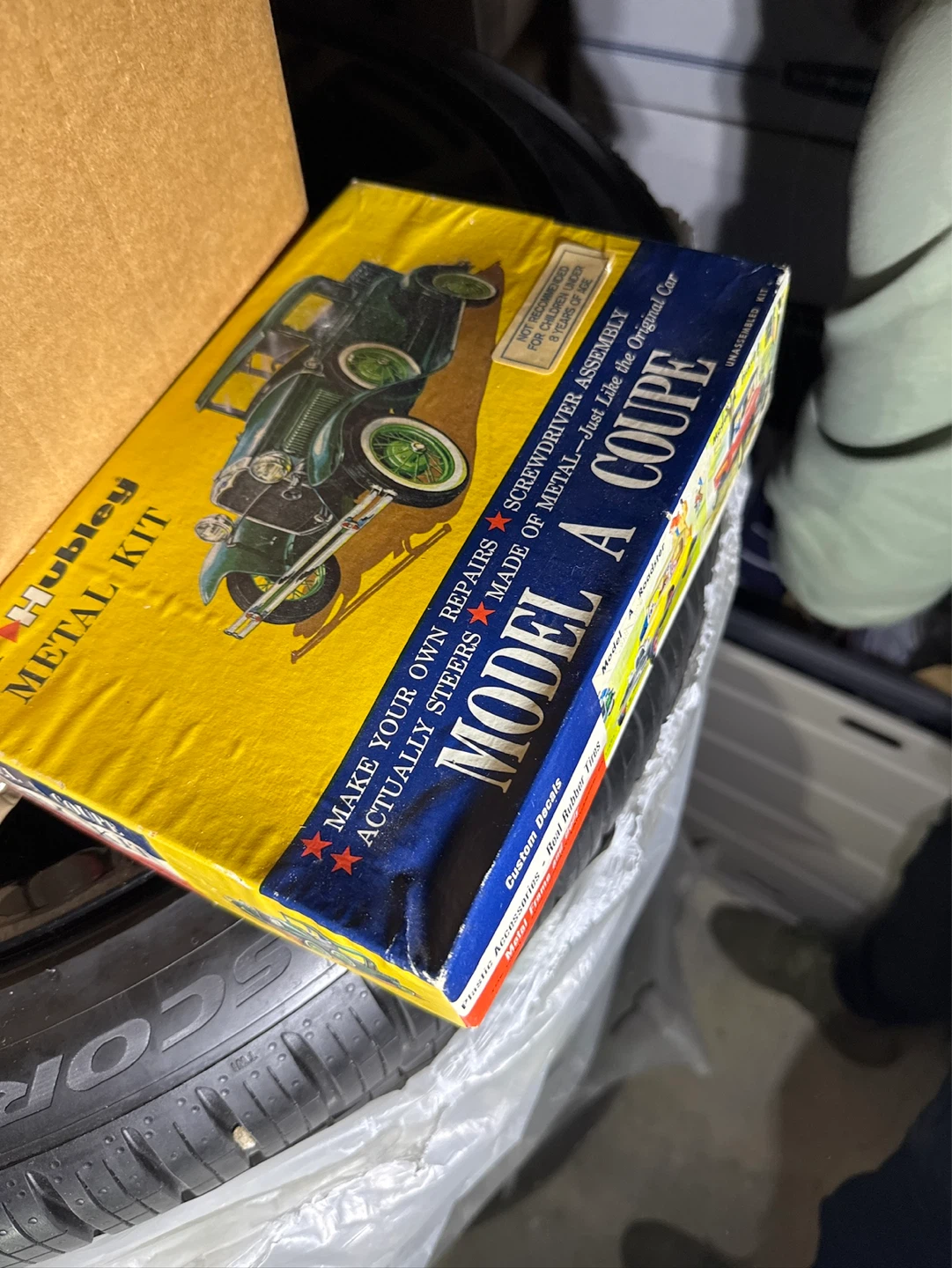 Hubley Model A Coupe Metal Kit - Unassembled
