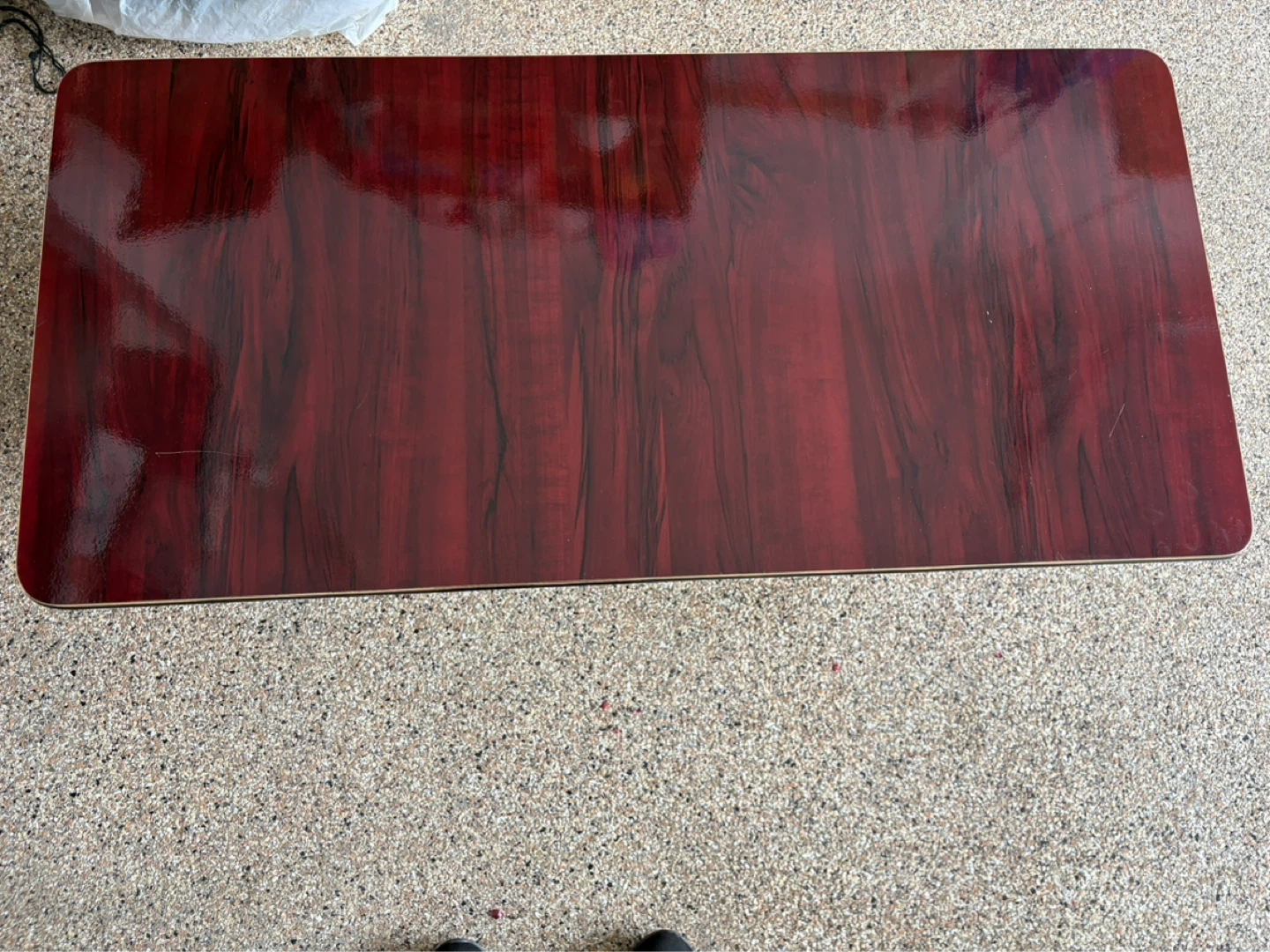 Coffee Table - Wood Grain Finish - photo 2