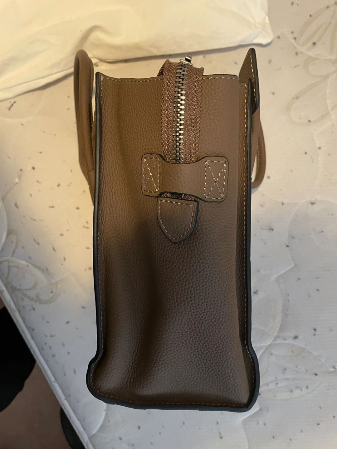 CELINE Paris Brown Leather Handbag - photo 4