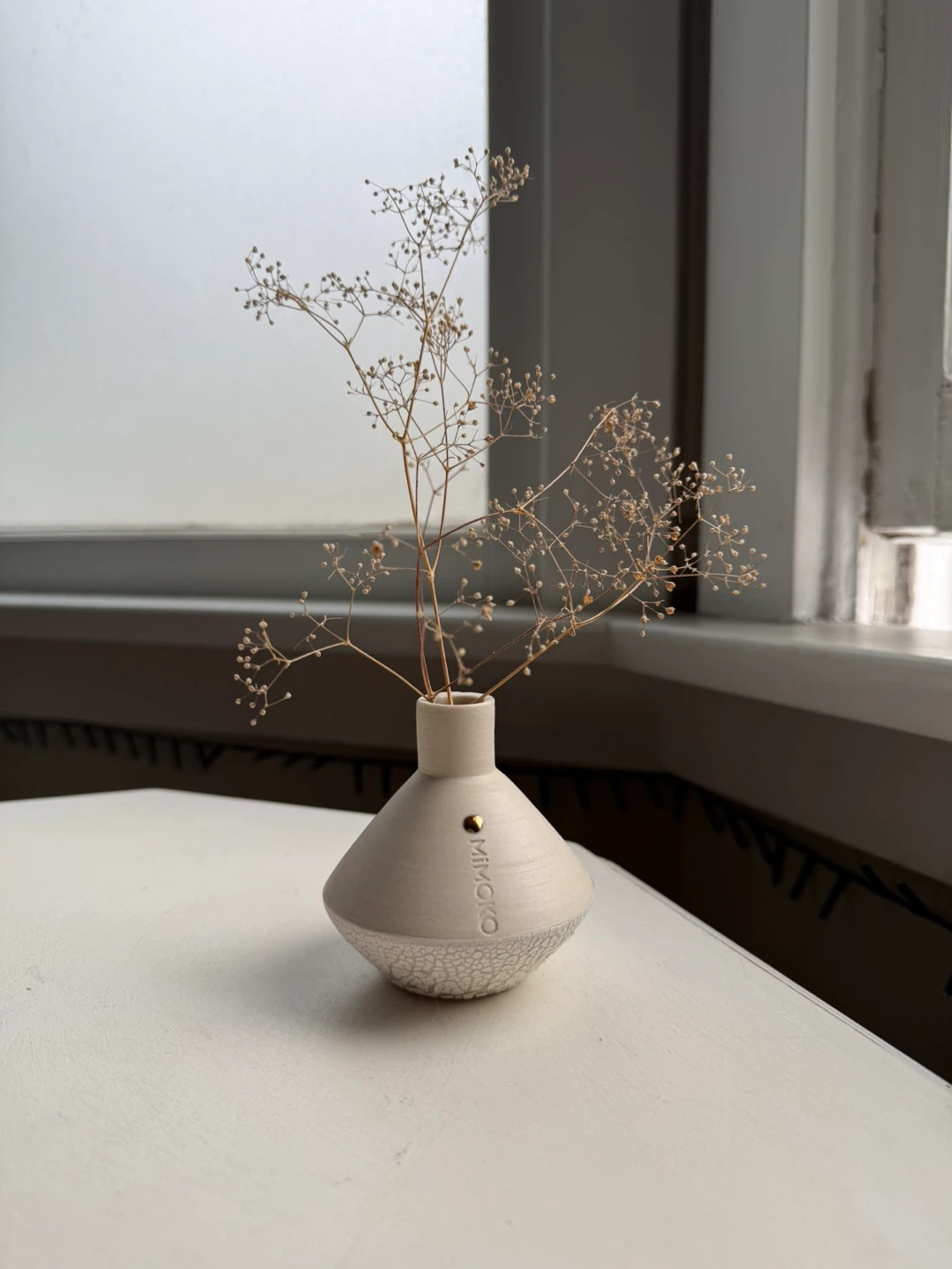 Mimoko tiny ceramic vase