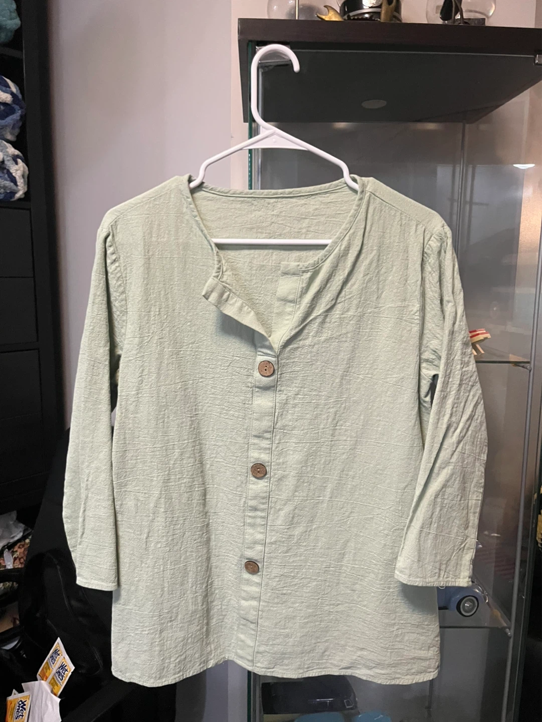 Light Green 100% Cotton Button-Up Shirt - Size M