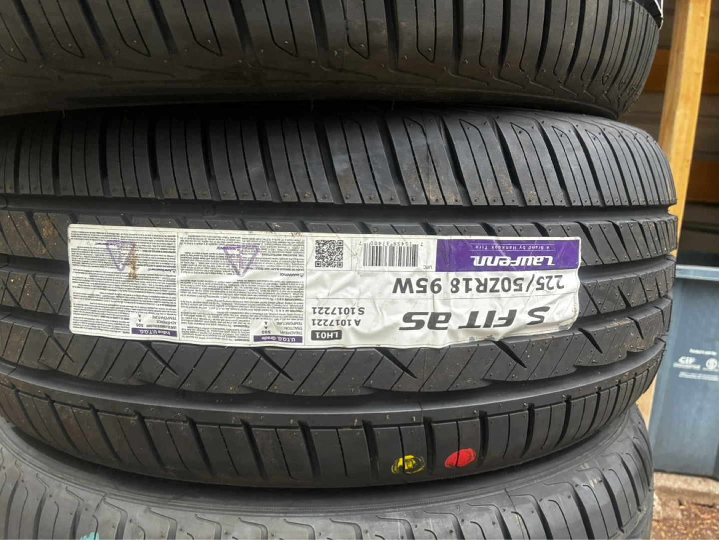 Laufenn S FIT AS 225/50R18 95W Tires (Set of 4) - photo 2