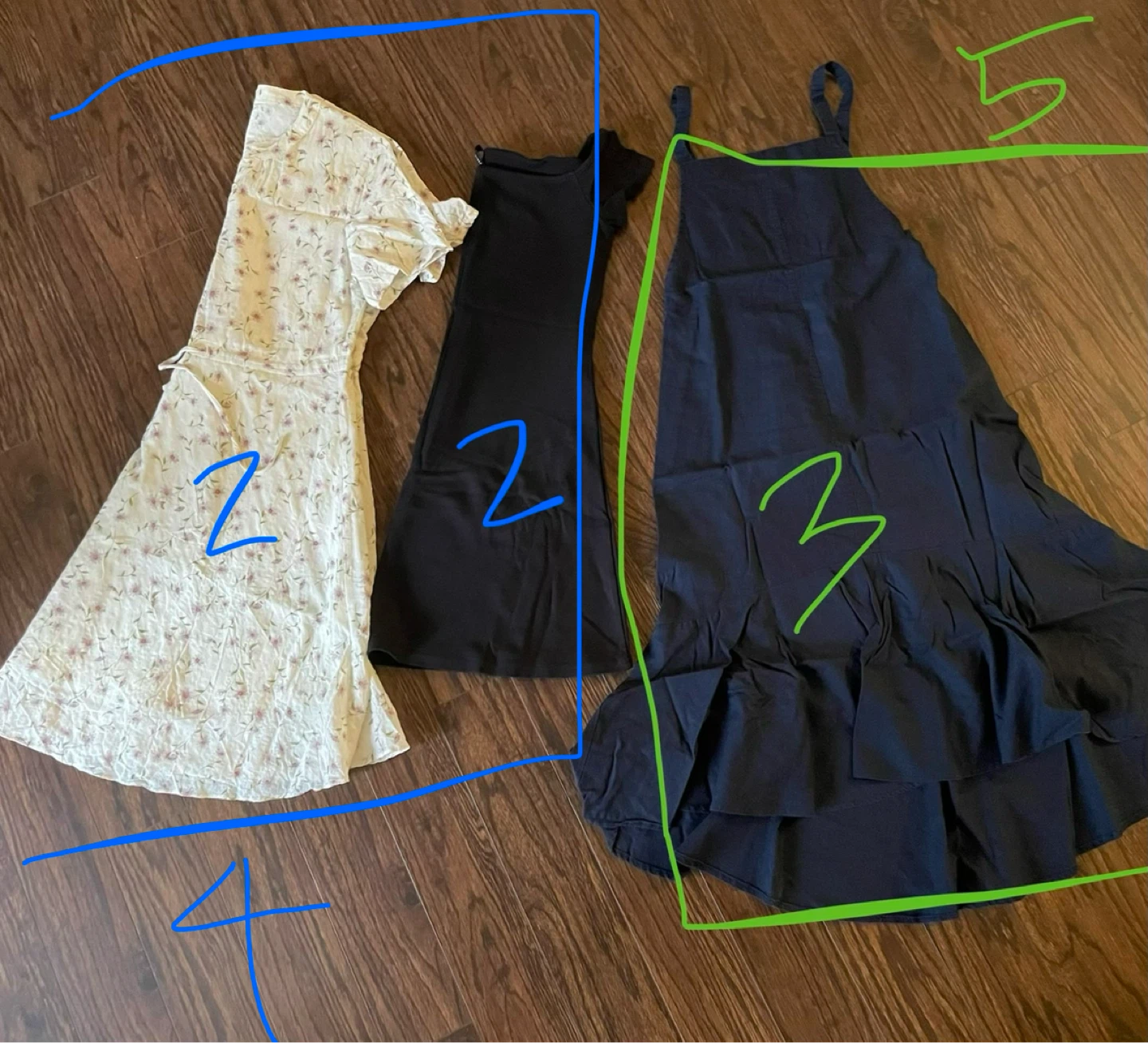 Women's Clothing Bundle - photo 3