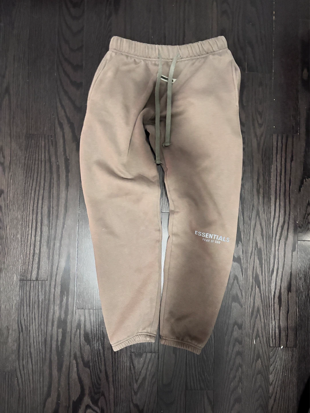 Medium Essentials Sweats
