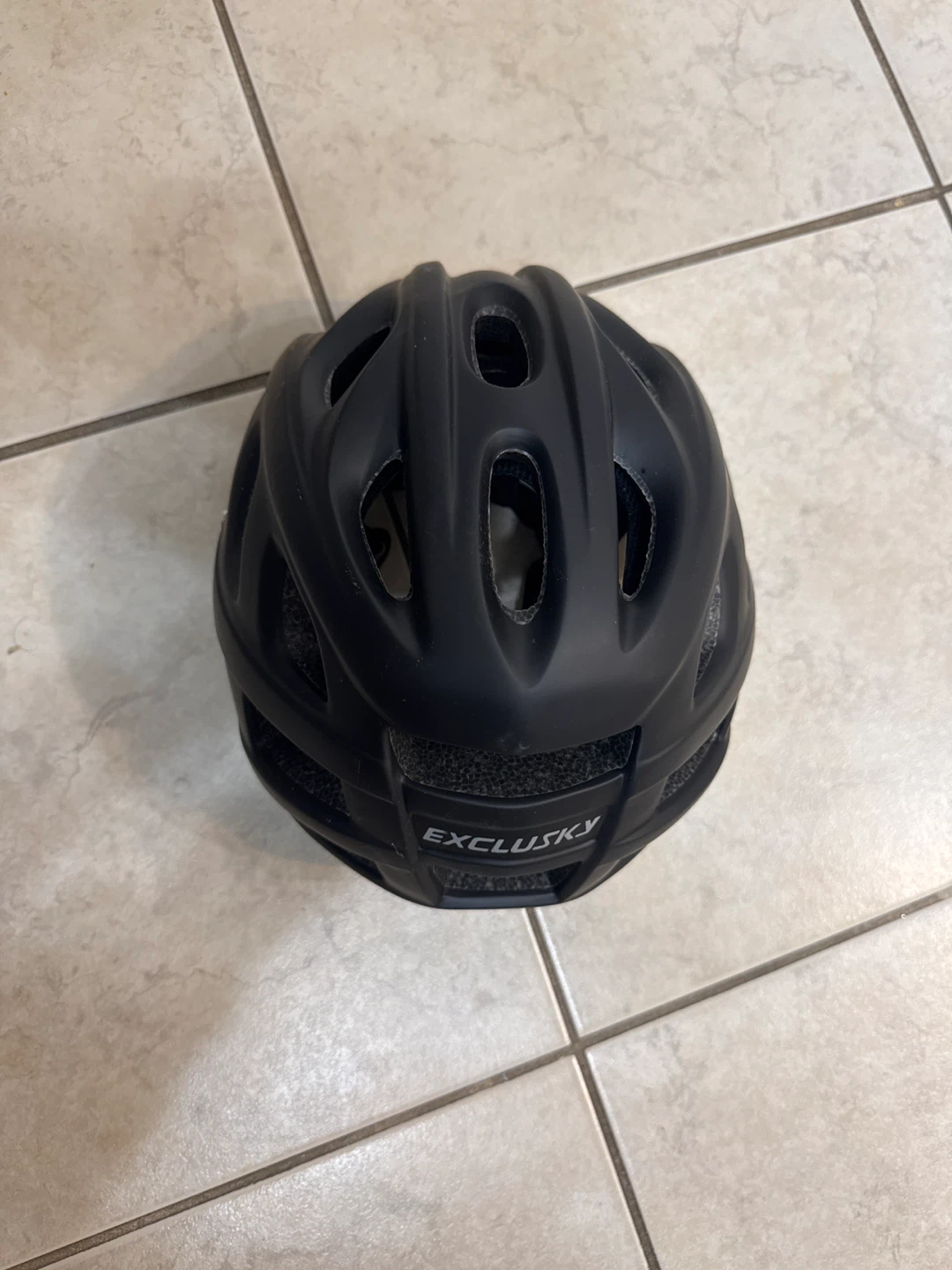 Black EXCLUSKY Bike Helmet