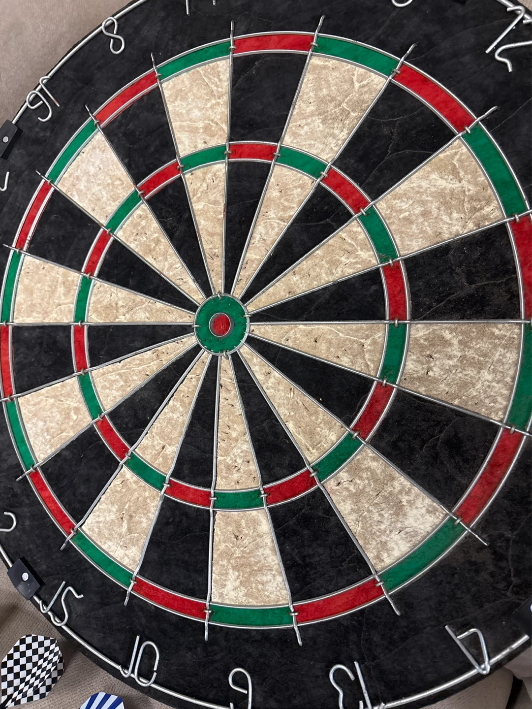 Dartboard with Darts - photo 2