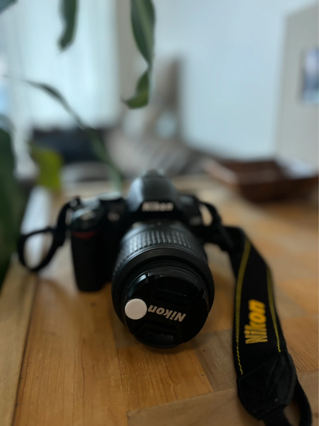 Nikon DSLR Camera with Lens - photo 5