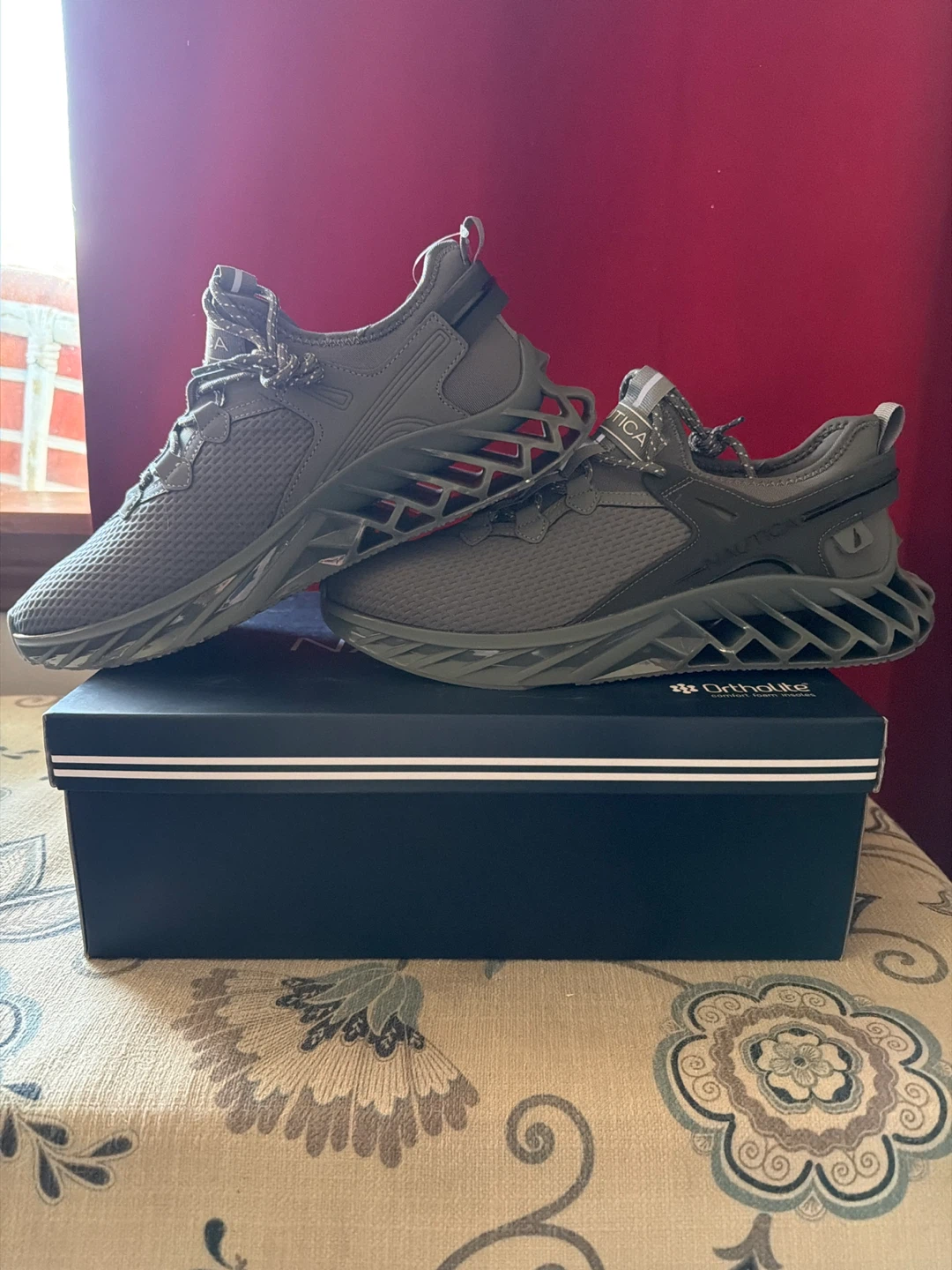 Nautica Men's Grey Athletic Shoes