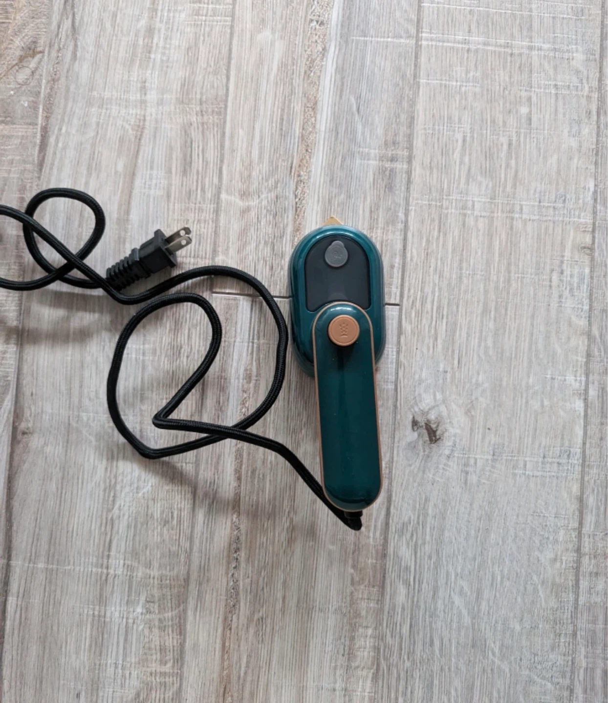 Portable Electric Mini Iron - photo 2