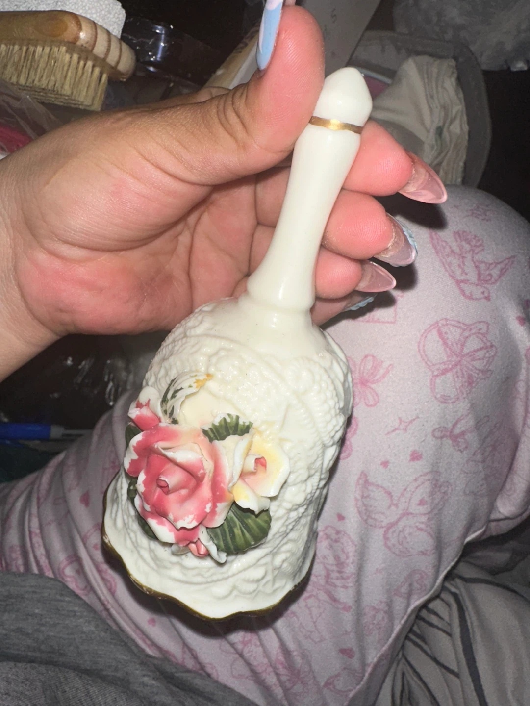 White Ceramic Decorative Bell with Pink Roses - photo 3