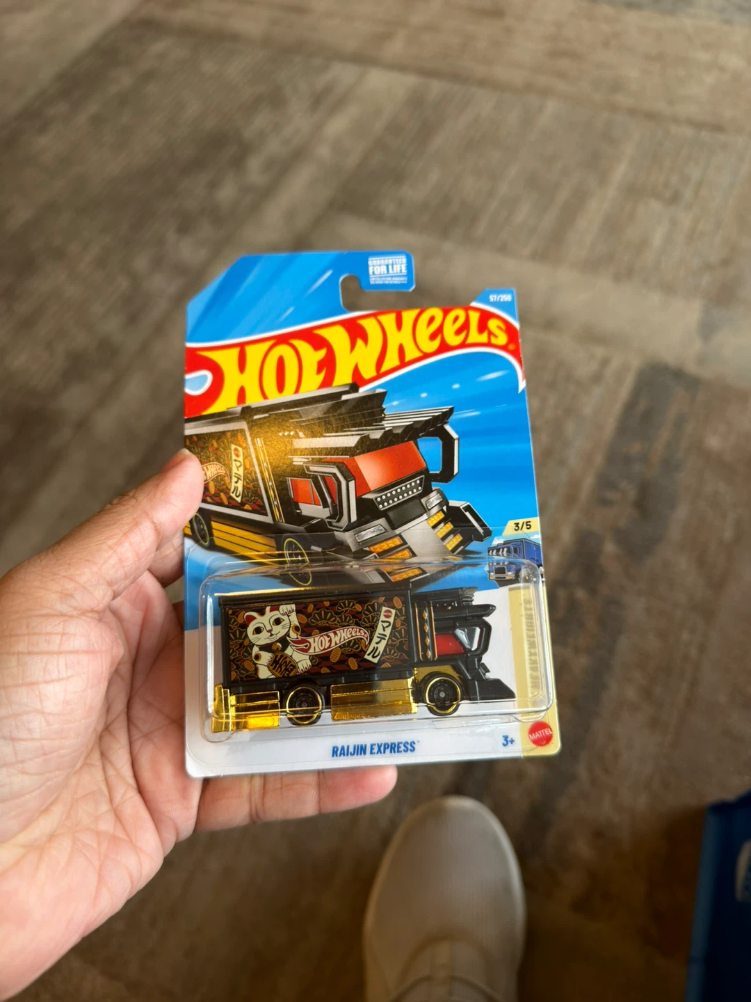 Hot Wheels Raijin Express Truck