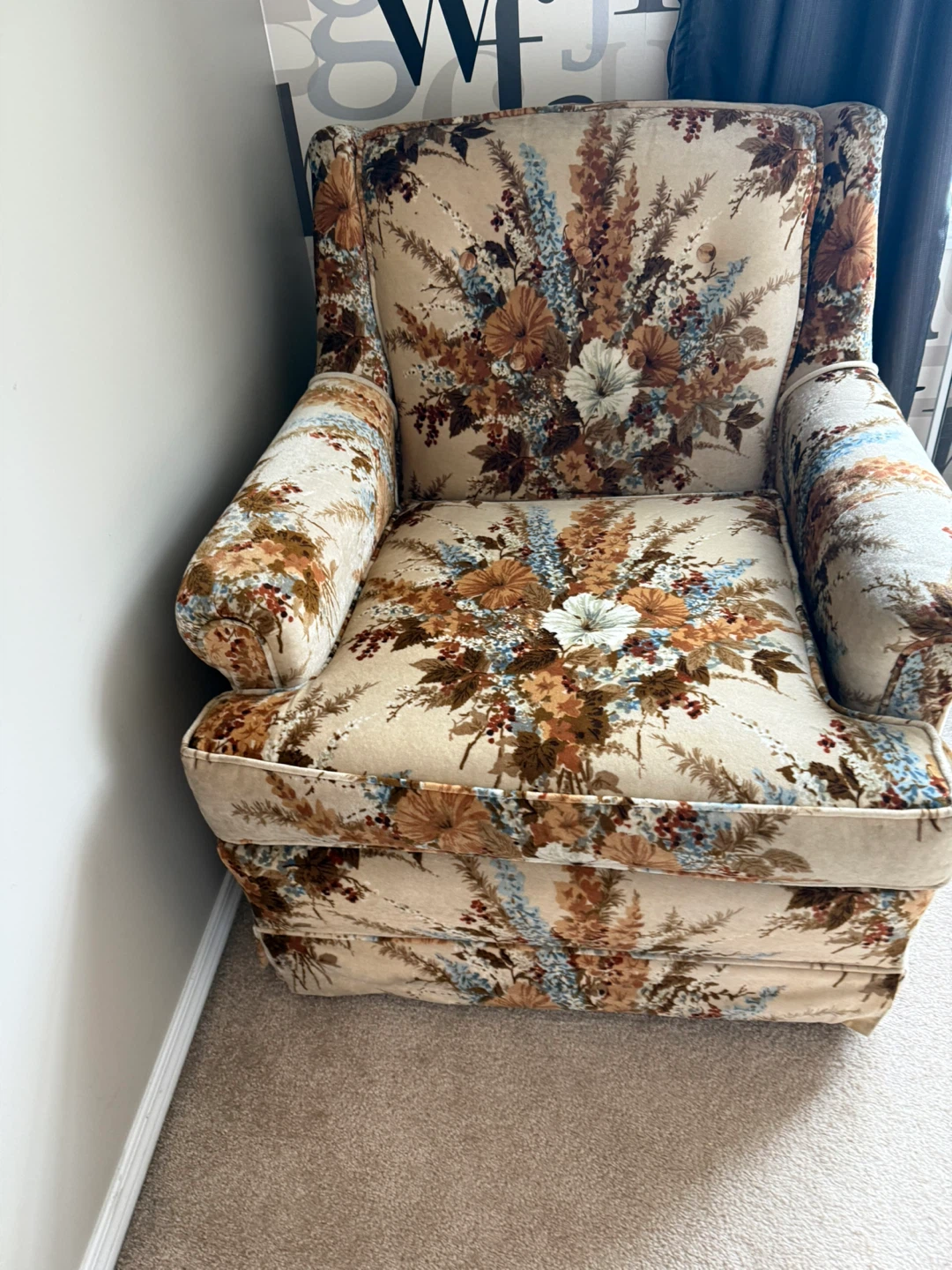 Floral Wingback Armchair - photo 3