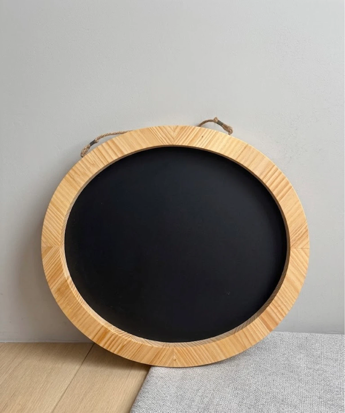 Round Chalkboard with Wooden Frame