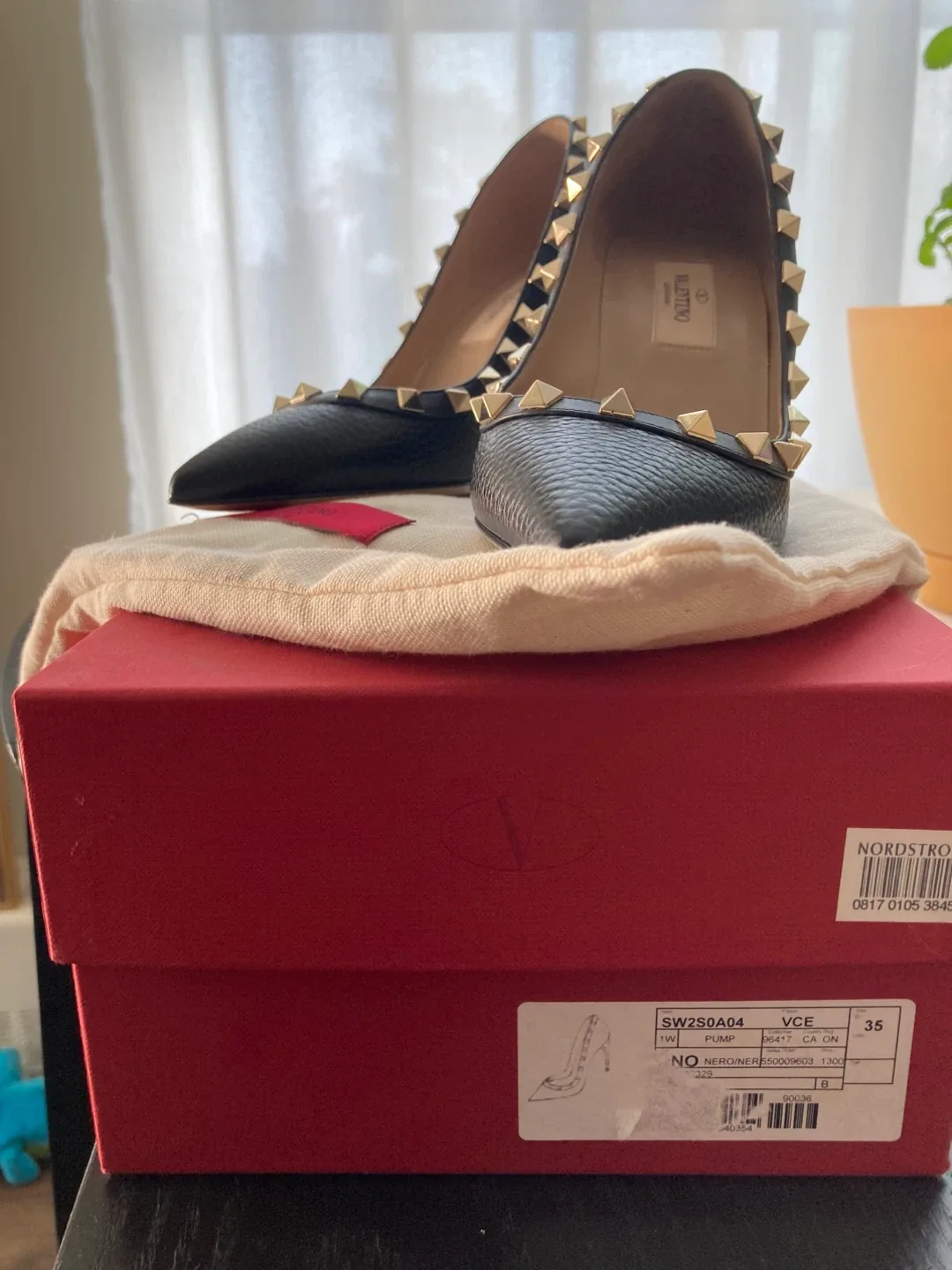 *Authentic* Valentino Rockstuds Size 5 - photo 3