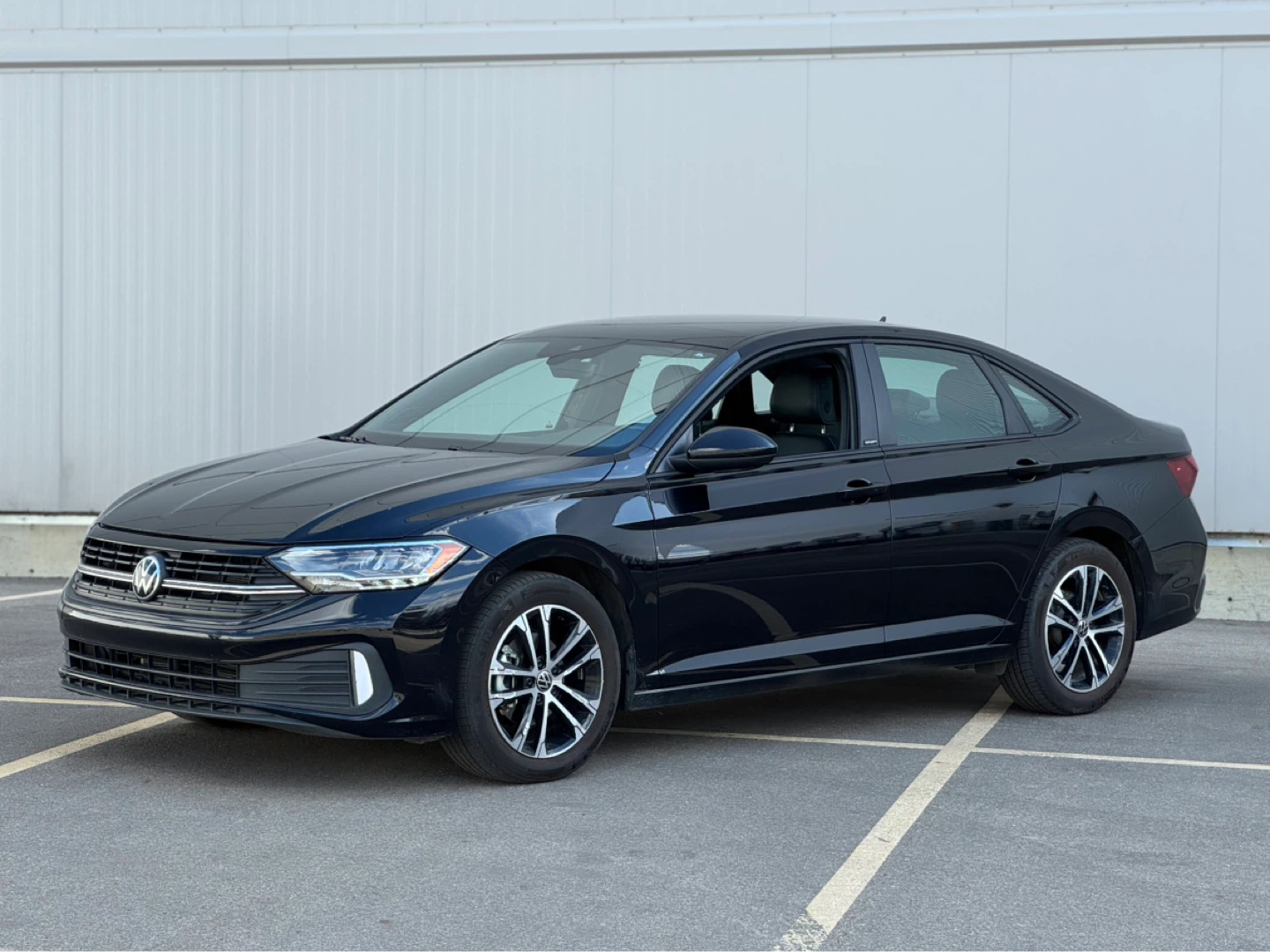 2024 Volkswagen Jetta Comfortline 44,600 kms | Clean Carfax