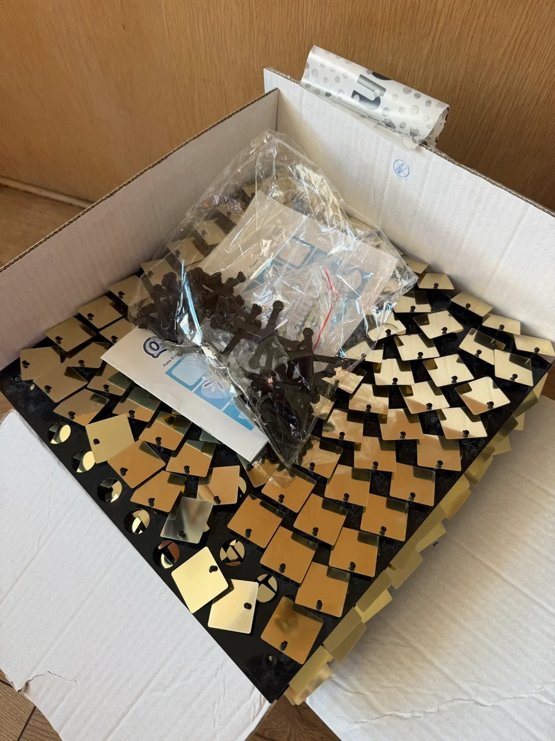 24 Pcs Shimmer Wall Panels - photo 2