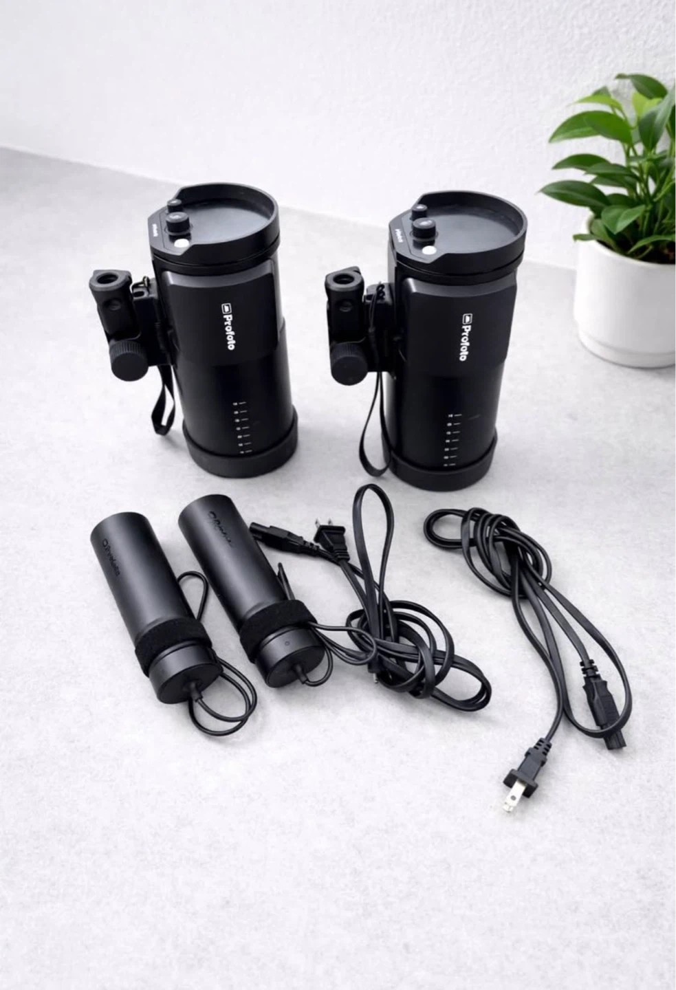Profoto B10 Plus x2 - photo 2