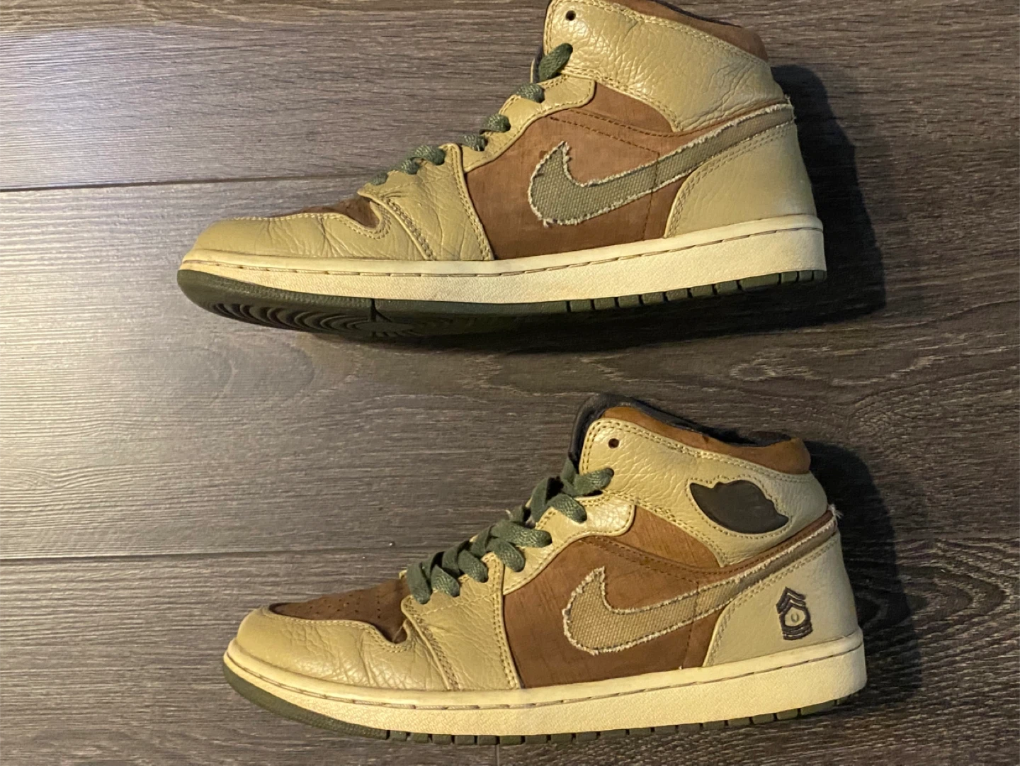 Air Jordan 1 Mid "Armed Forces " Sneakers - photo 3